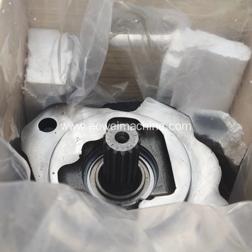 7081U00162 Komatsu WB93R5 hydraulic pump WB97 7081U00163 7081U